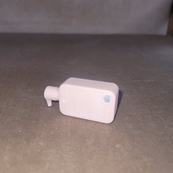 Mini Brands Monday Smooth Toy Shampoo 3 for $5 - Picture 5 of 7